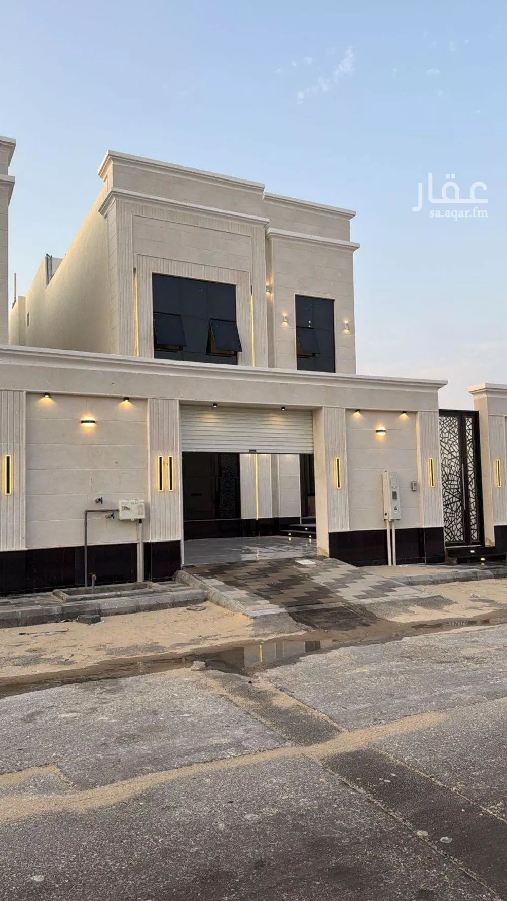 فيلا للبيع في شارع العرجون, حي الصواري, مدينة الخبر, المنطقة الشرقية 1 صورة