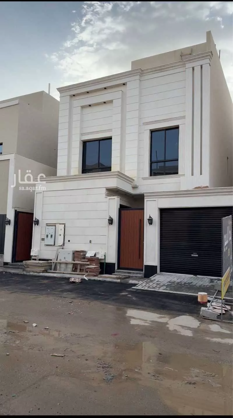 دور للبيع في شارع الرايه, حي الندوة, مدينة الرياض, منطقة الرياض 1 صورة
