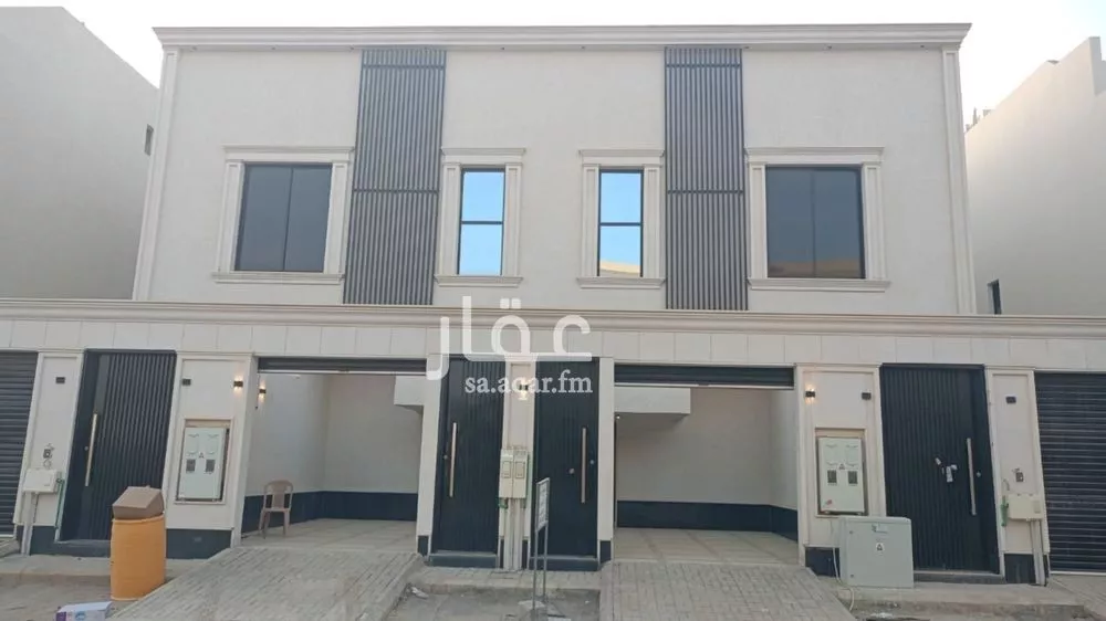 فيلا للبيع في شارع رقم 106, حي الجنادرية, مدينة الرياض, منطقة الرياض 1 صورة