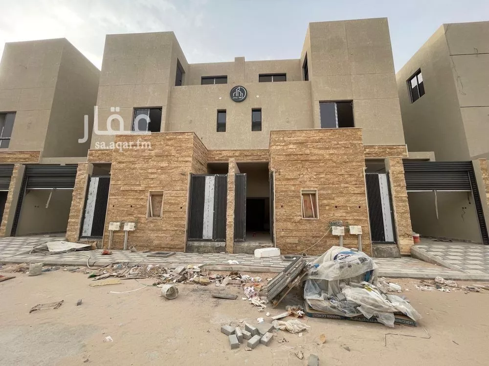 فيلا للبيع في شارع عبدالقدوس الأنصاري, حي الرمال, مدينة الرياض, منطقة الرياض 1 صورة