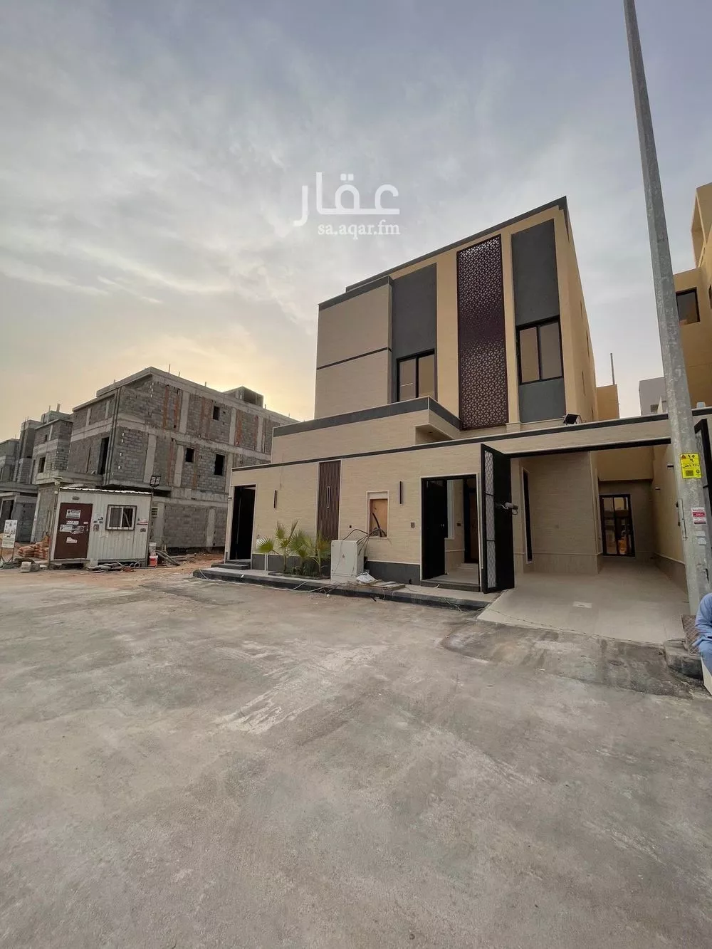 فيلا للبيع في شارع عبدالقدوس الأنصاري, حي الرمال, مدينة الرياض, منطقة الرياض 1 صورة