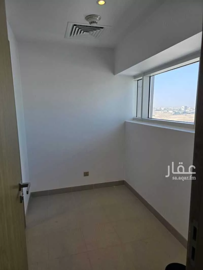 شقة للبيع في شارع الملك فهد الفرعي, حي العليا, مدينة الرياض, منطقة الرياض 1 صورة