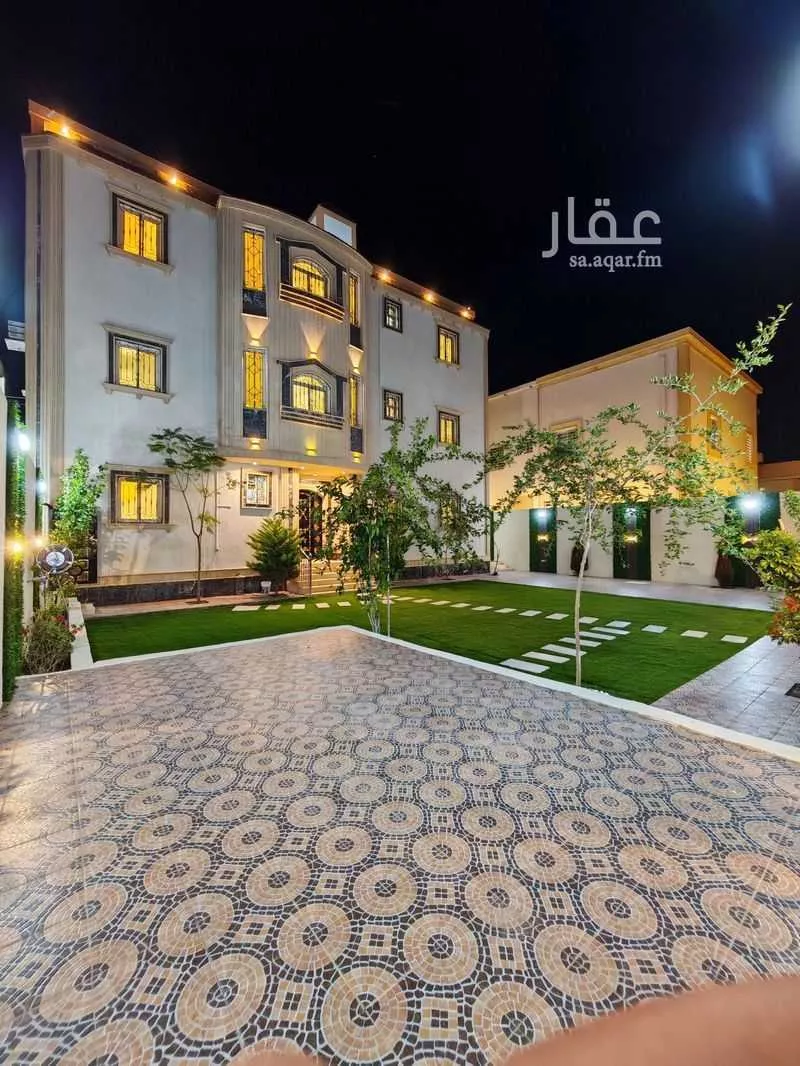 عمارة للبيع في شارع عبيدالله التيهان ابن مالك, حي أحد, مدينة خميس مشيط, منطقة عسير 1 صورة