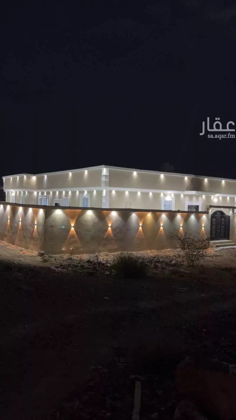 بيت للبيع في شارع بديل ابن ام اصرم ، العقيق ، العقيق 1 صورة