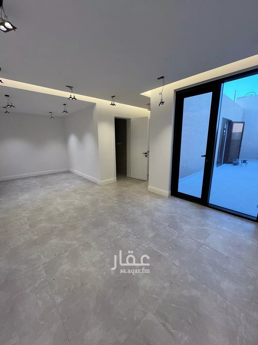 فيلا للإيجار في شارع الحصير, حي الملقا, مدينة الرياض, منطقة الرياض 1 صورة