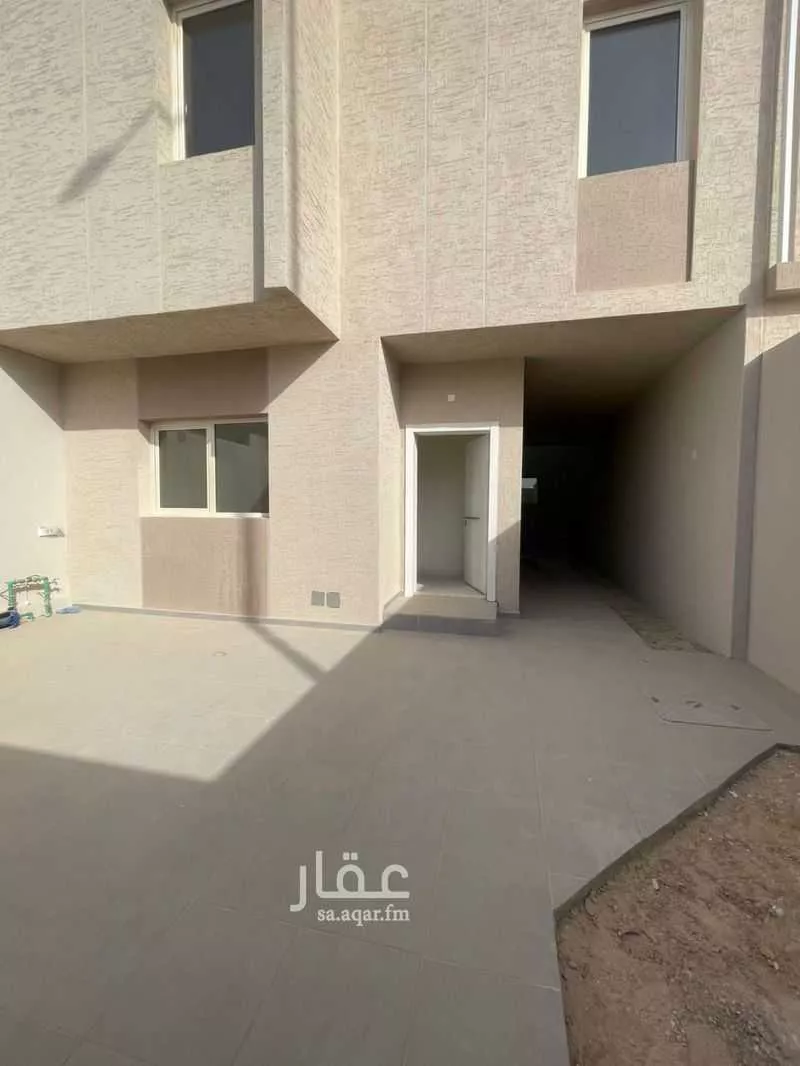 فيلا للإيجار في شارع الامير فيصل بن بندر بن عبدالعزيز الفرعي, حي مطار الملك خالد الدولي, مدينة الرياض, منطقة الرياض 1 صورة