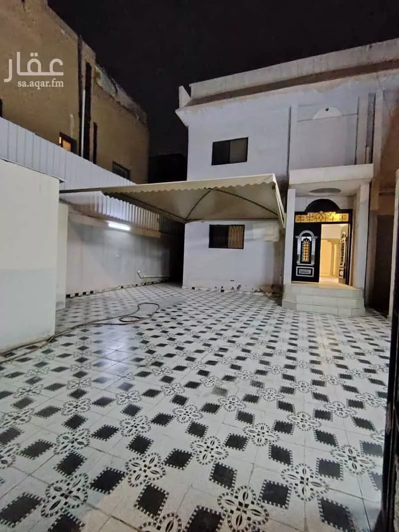 فيلا للبيع في شارع أبي الحسن الهاشمي, حي الخليج, مدينة الرياض, منطقة الرياض 1 صورة