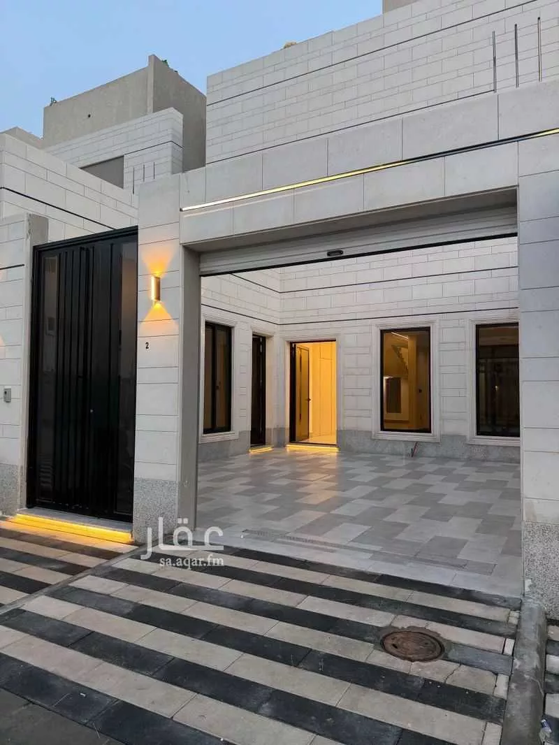 فيلا للبيع في شارع ذكوان الخزرجي, حي التحلية, مدينة الخبر, المنطقة الشرقية 1 صورة