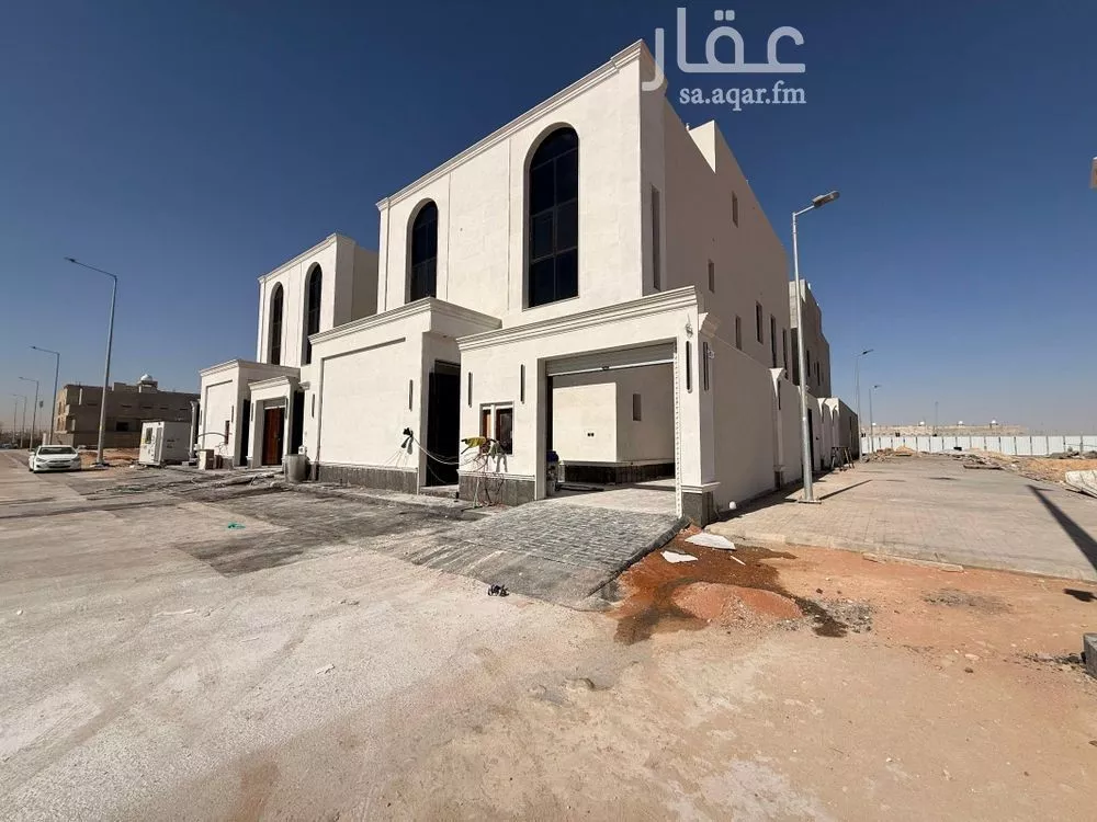 فيلا للبيع في شارع يحيي بن القاسم, حي الرمال, مدينة الرياض, منطقة الرياض 1 صورة