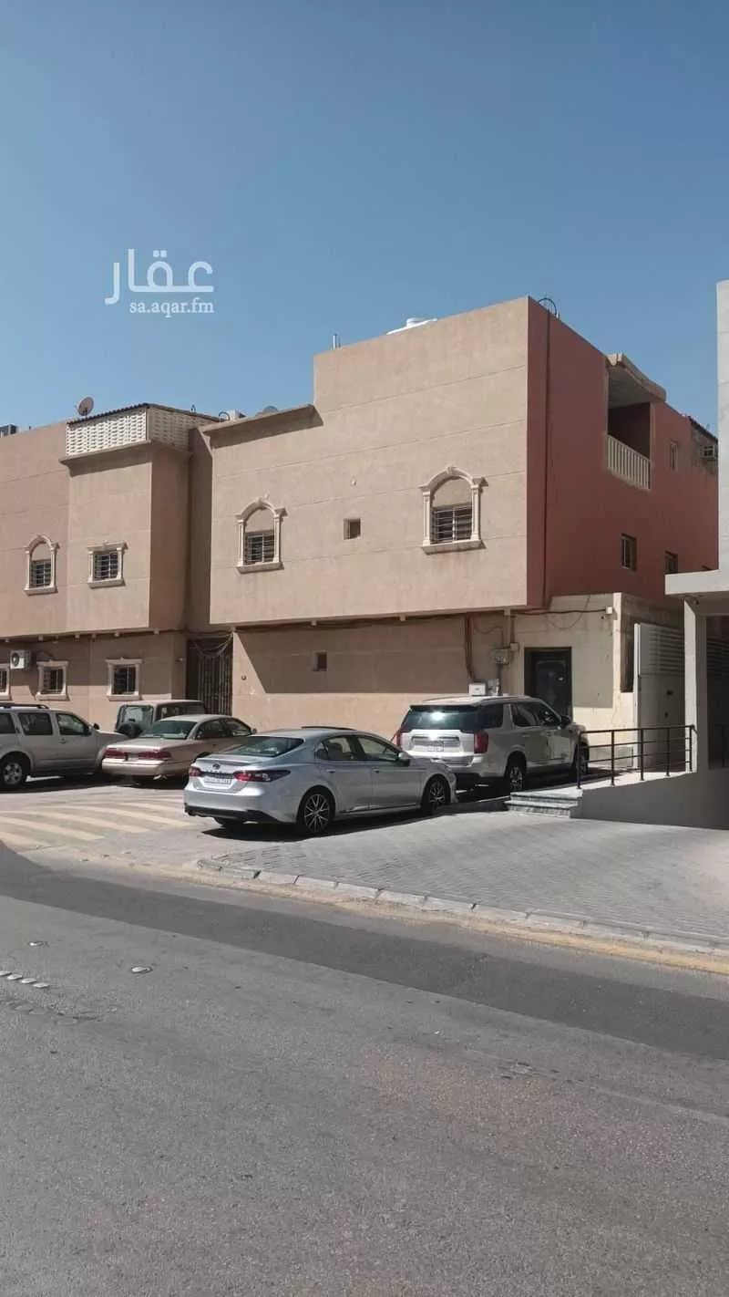 فيلا للإيجار في شارع ابي الدرداء ، حي الروضة ، الرياض ، منطقة الرياض 1 صورة