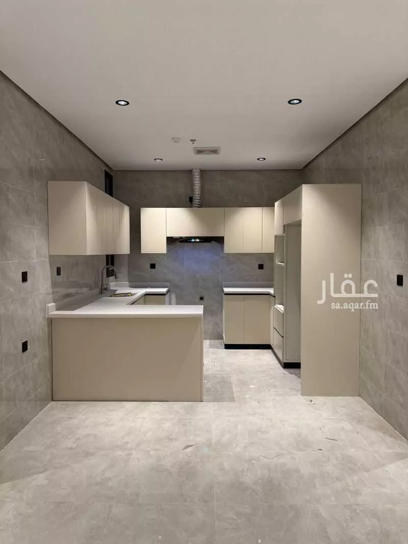 شقة للإيجار في شارع النعيرية, حي الحمراء, مدينة الخبر, المنطقة الشرقية 1 صورة