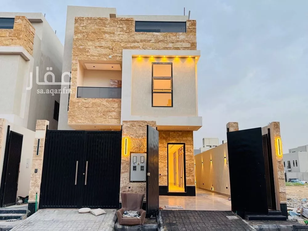 فيلا للبيع في شارع 6578, حي العارض, مدينة الرياض, منطقة الرياض 1 صورة