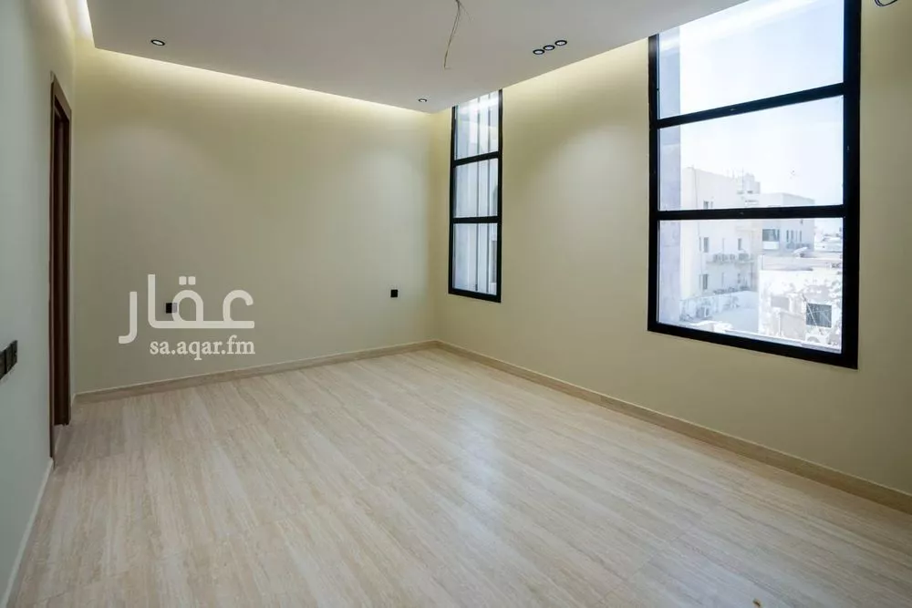 شقة للبيع في شارع احمد بن شيخان, حي الروضة, مدينة جدة, منطقة مكة المكرمة 1 صورة