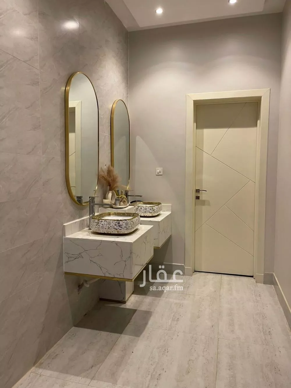 فيلا للبيع في شارع إسماعيل الصائغ, حي المهدية, مدينة الرياض, منطقة الرياض 1 صورة