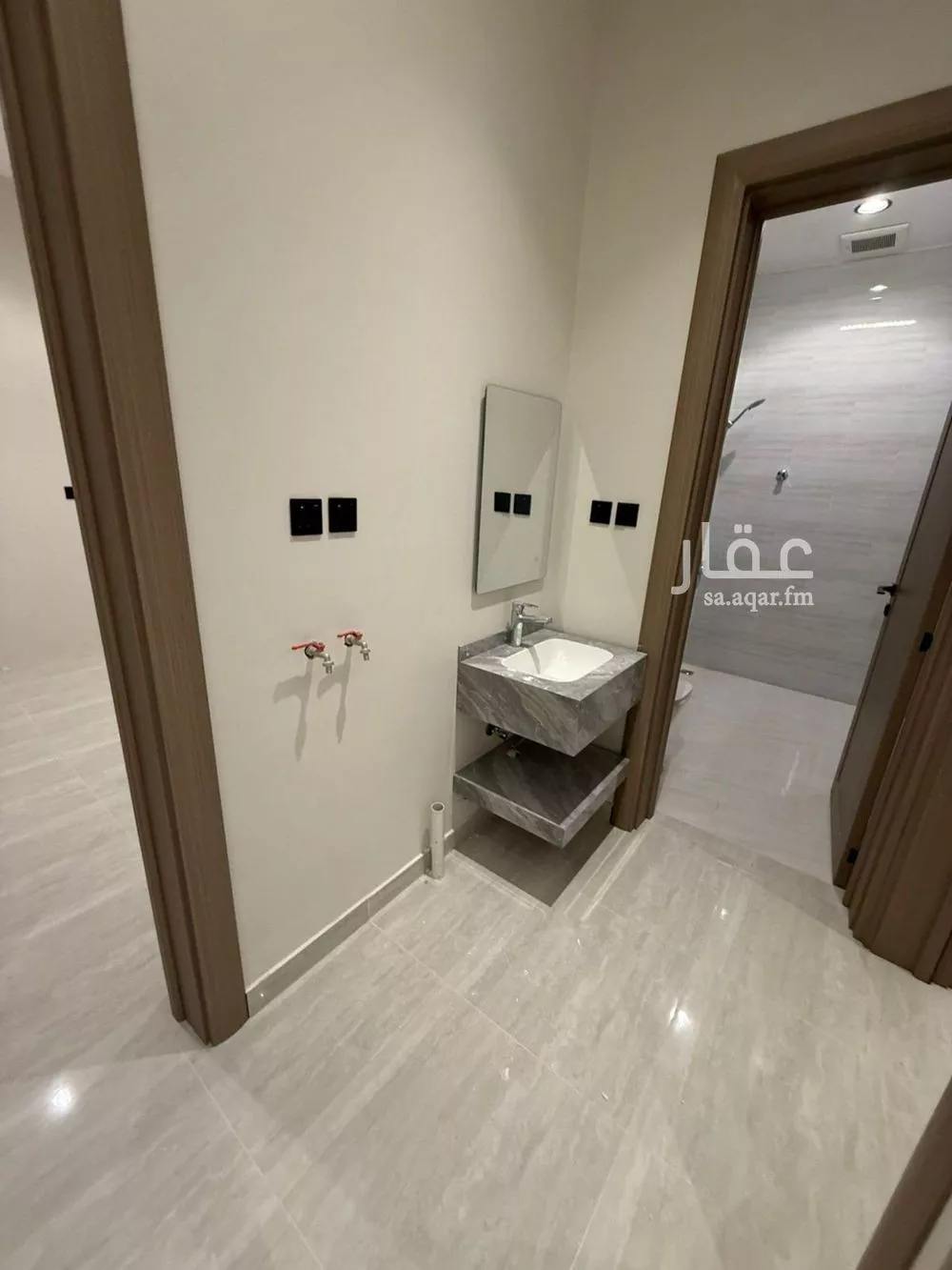 شقة للإيجار في شارع عائش بن الصامت بن دريد, حي العوالي, مدينة الرياض, منطقة الرياض 1 صورة