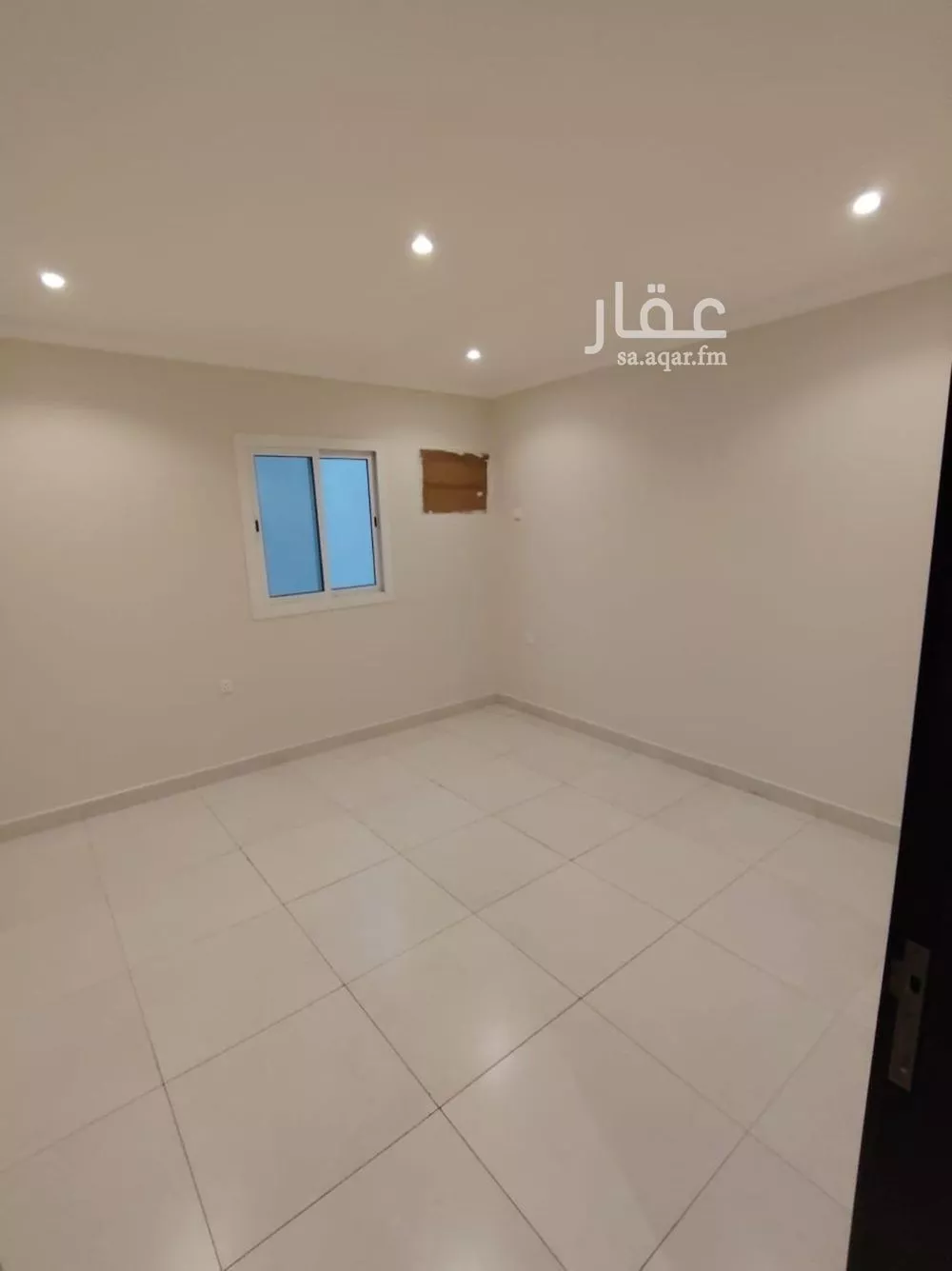 شقة للإيجار في شارع عبد الله بن الخطاب, حي الشراع, مدينة جدة, منطقة مكة المكرمة 1 صورة