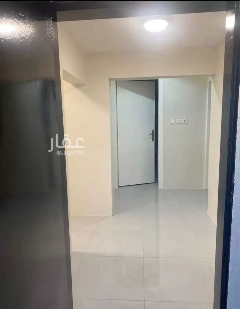 شقة للإيجار في شارع عائشة بنت ابي بكر ، حي العريجاء الوسطى ، الرياض ، منطقة الرياض 1 صورة