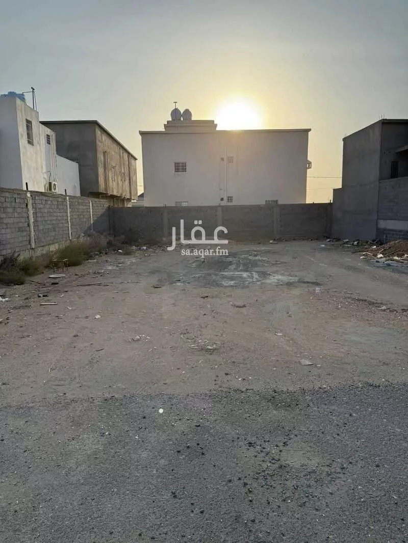 أرض للبيع في شارع الخزان 32, حي الخزان, مدينة بيشه, منطقة عسير 1 صورة
