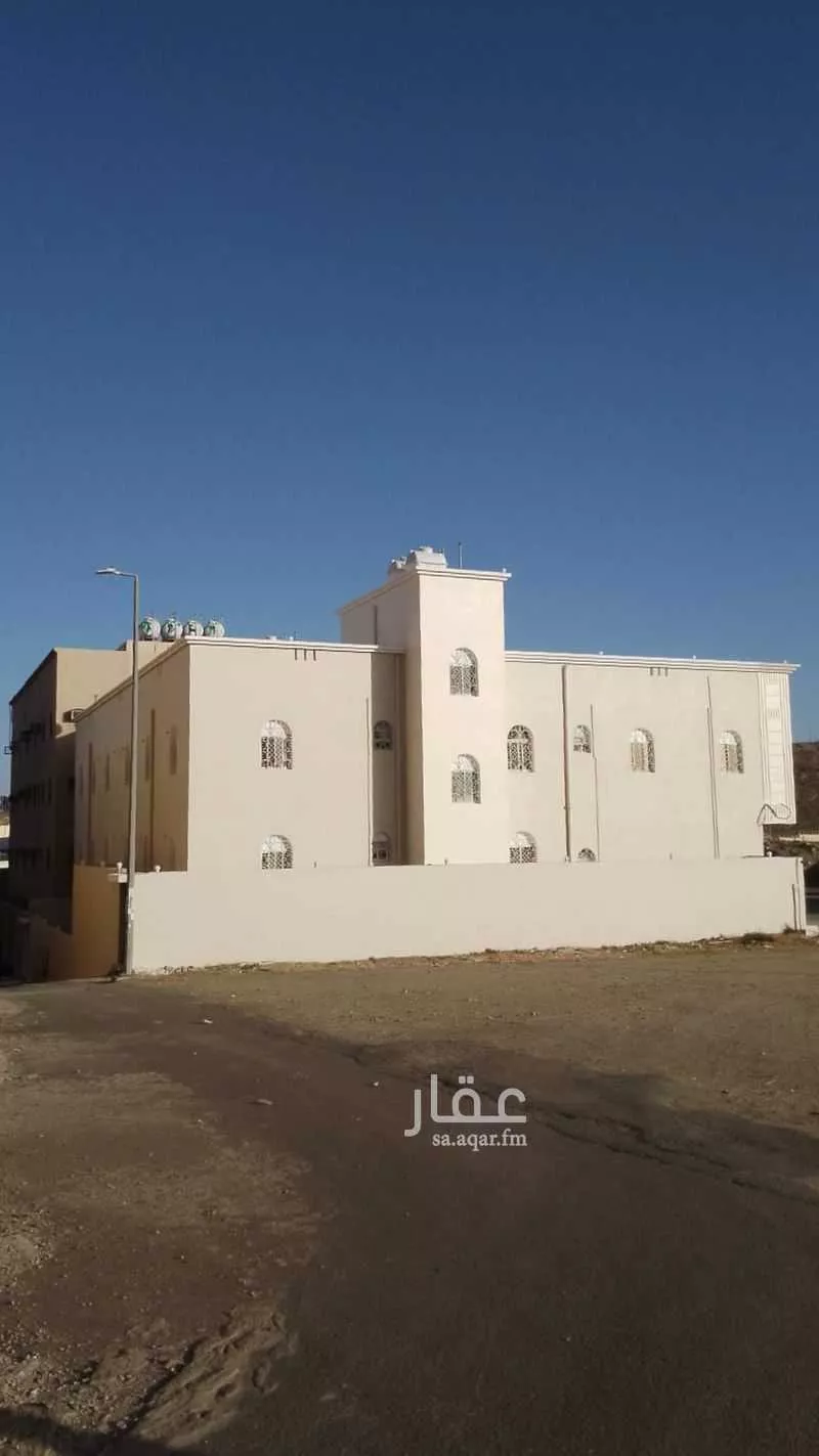 عمارة للبيع في شارع رياح بن الحارث المجاشعي, حي المنارة, مدينة خميس مشيط, منطقة عسير 1 صورة