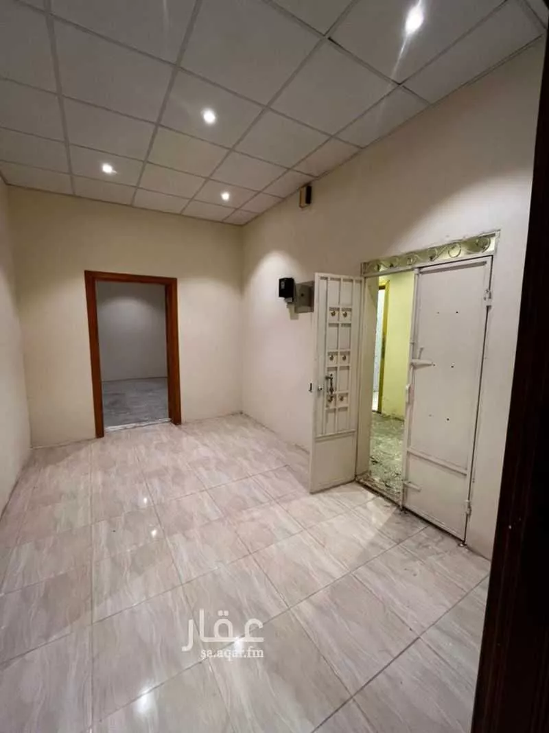 شقة للإيجار في حي ، شارع معاوية بن ابي سفيان ، حي أم العراد ، الطائف ، الطائف 1 صورة