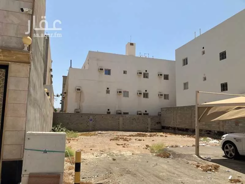 أرض للبيع في شارع نايف حسن احمد معوض ، حي الصالحية ، جدة ، جدة 1 صورة