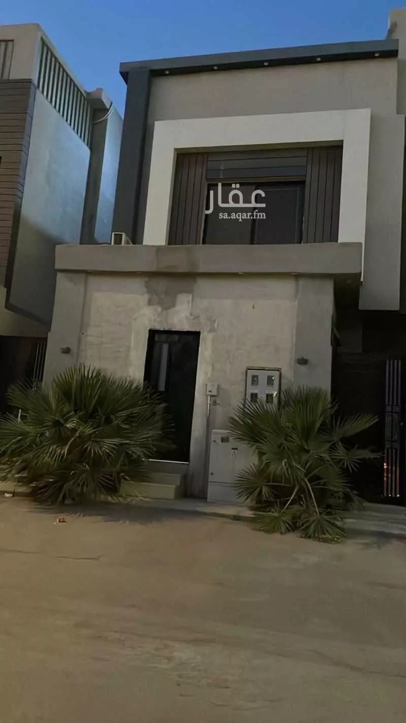 فيلا للبيع في شارع أحمد القيسي, حي الرمال, مدينة الرياض, منطقة الرياض 1 صورة