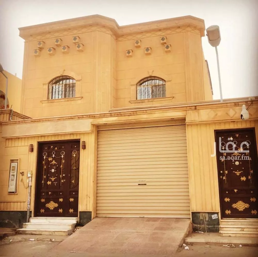 فيلا للبيع في شارع إسماعيل الغالبي, حي المونسية, مدينة الرياض, منطقة الرياض 1 صورة