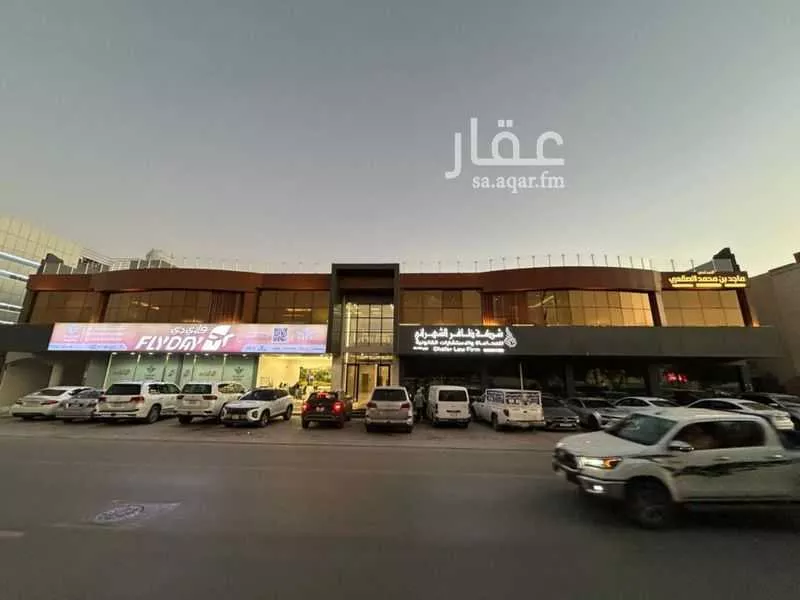 مكتب تجاري للإيجار في شارع الدائرى الشمالى الفرعي, حي المروج, مدينة الرياض, منطقة الرياض 1 صورة