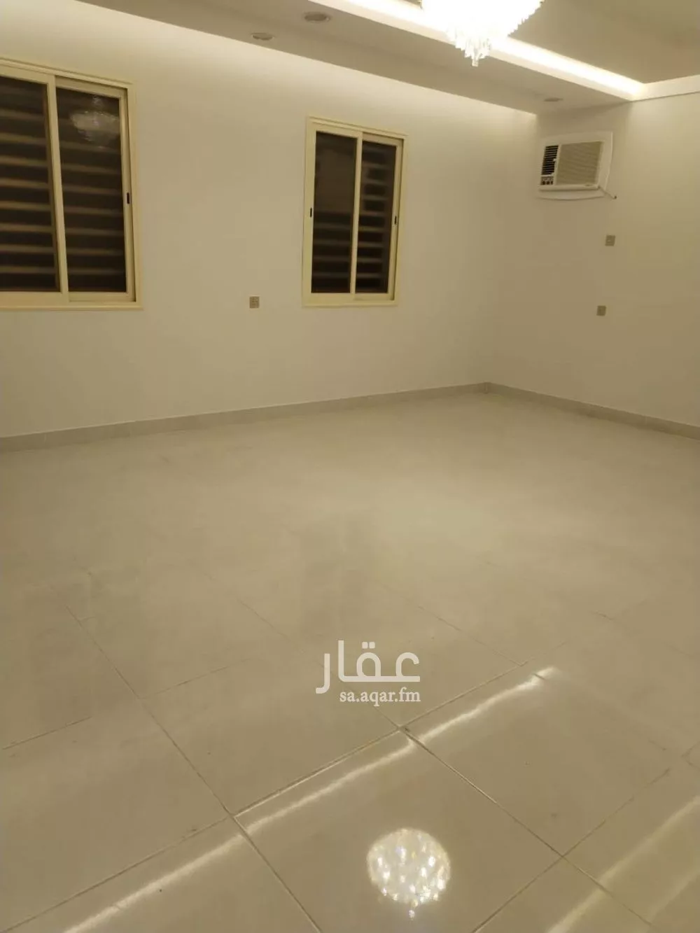 شقة للإيجار في شارع فلاح جابر سعد القحطاني, حي الغدير, مدينة أبها, منطقة عسير 1 صورة