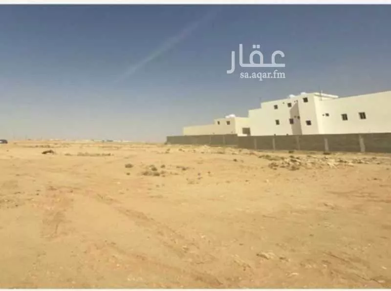 أرض للبيع في شارع الشرمان, حي إشبيلية الجنوبي, مدينة عرعر, منطقة الحدود الشماليه 1 صورة