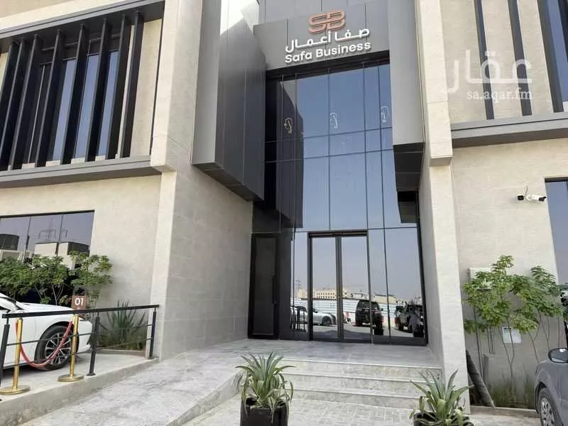 مكتب تجاري للإيجار في شارع رقم 3, حي الملقا, مدينة الرياض, منطقة الرياض 1 صورة
