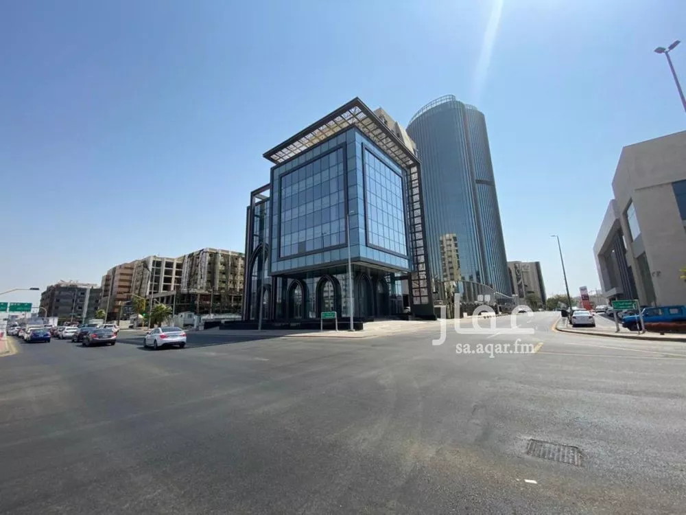 مكتب تجاري للإيجار في شارع طريق الملك عبدالله الفرعي, حي الشرفية, مدينة جدة, منطقة مكة المكرمة 1 صورة