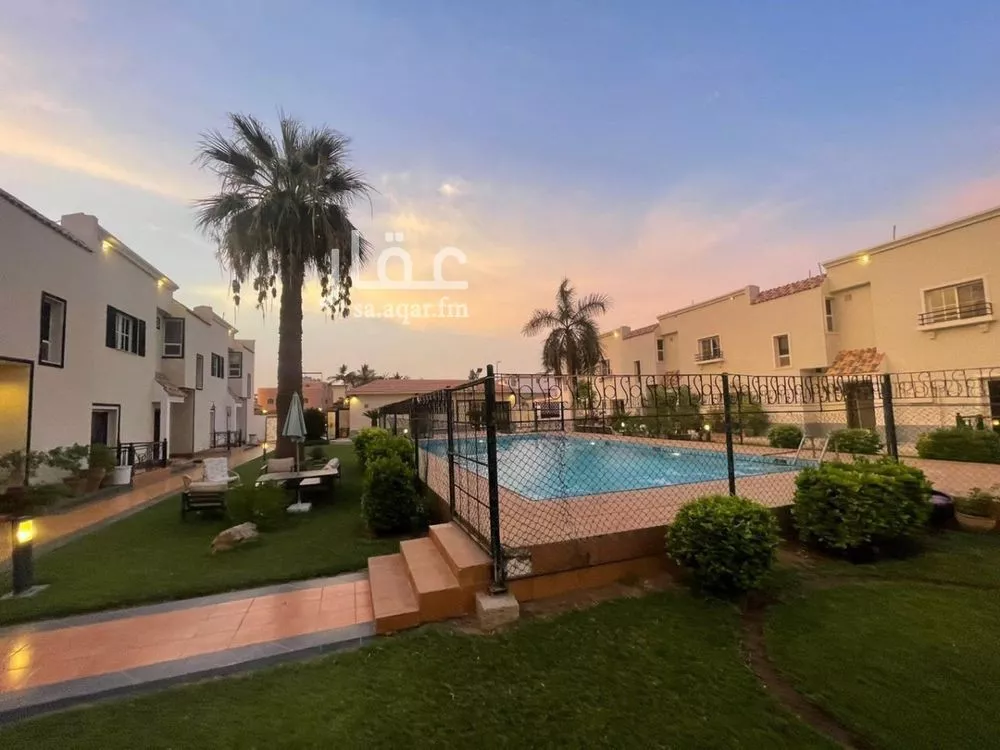 فيلا للإيجار في شارع ضروب المعرفه, حي الخالدية, مدينة جدة, منطقة مكة المكرمة 1 صورة