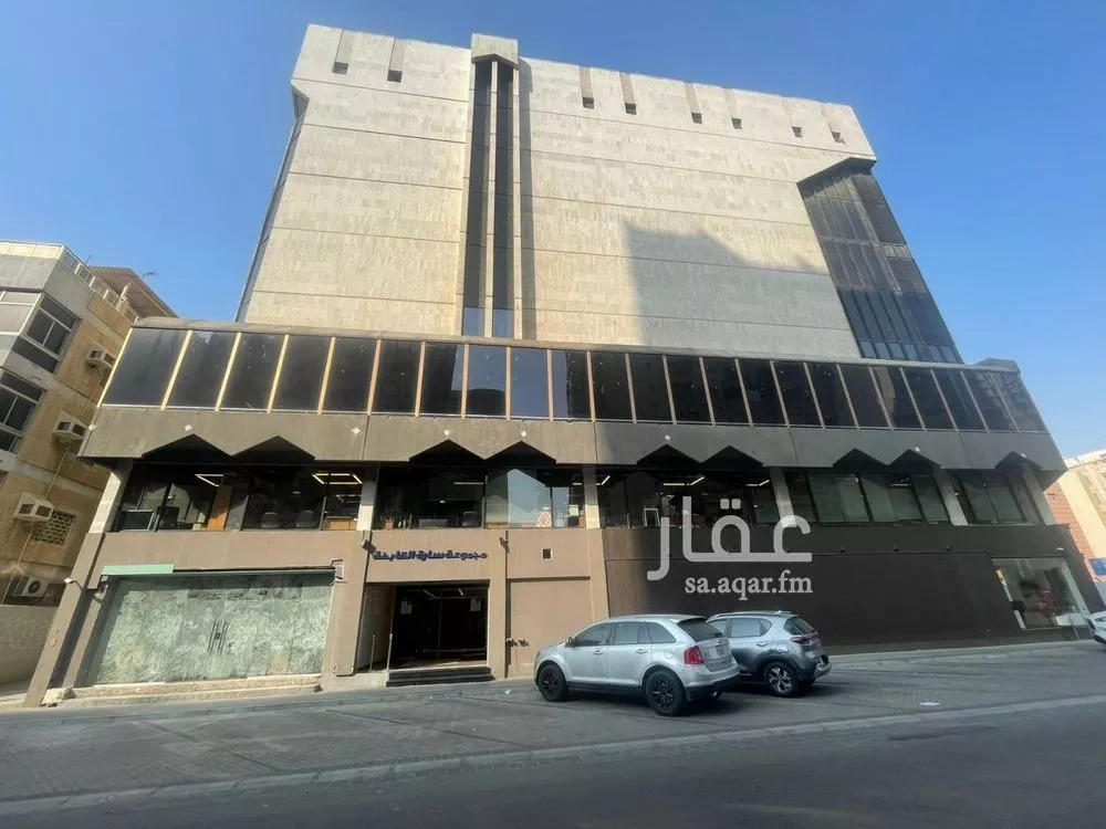 مكتب تجاري للإيجار في شارع الفارسي, حي الشرفية, مدينة جدة, منطقة مكة المكرمة 1 صورة