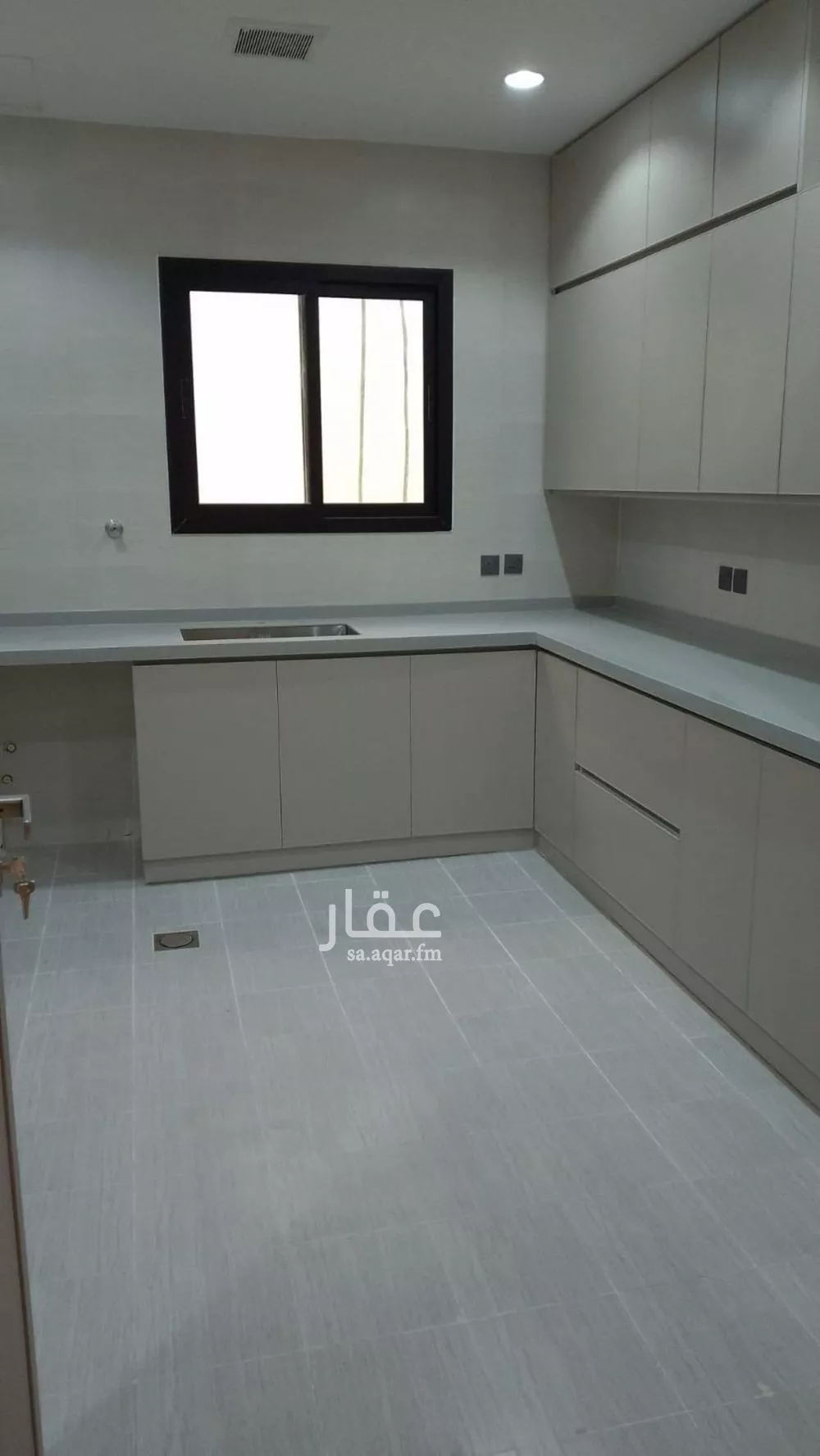 شقة للإيجار في شارع شهيد الدين ثم الوطن يحيى محمد يحيى الش, حي القيروان, مدينة الرياض, منطقة الرياض 1 صورة