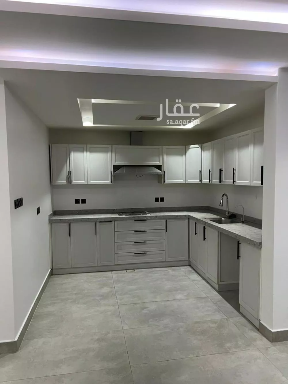 شقة للإيجار في شارع محمد بن عبدالعزيز الدغيثر, حي الملقا, مدينة الرياض, منطقة الرياض 1 صورة