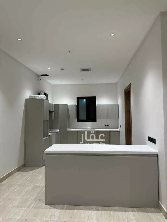 شقة للإيجار في شارع عمر عبدالرحمن حديث, حي الرمال, مدينة الرياض, منطقة الرياض 1 صورة