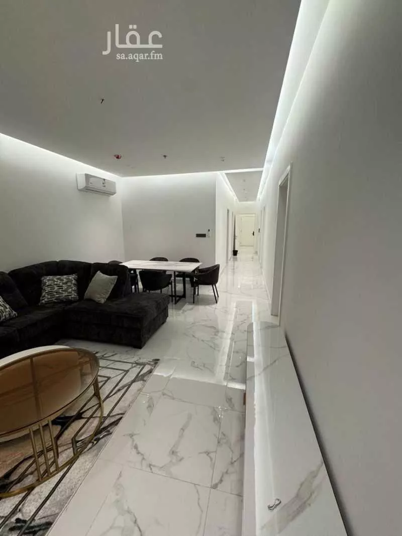 شقة للبيع في شارع القرية العليا, حي الحمراء, مدينة الخبر, المنطقة الشرقية 1 صورة