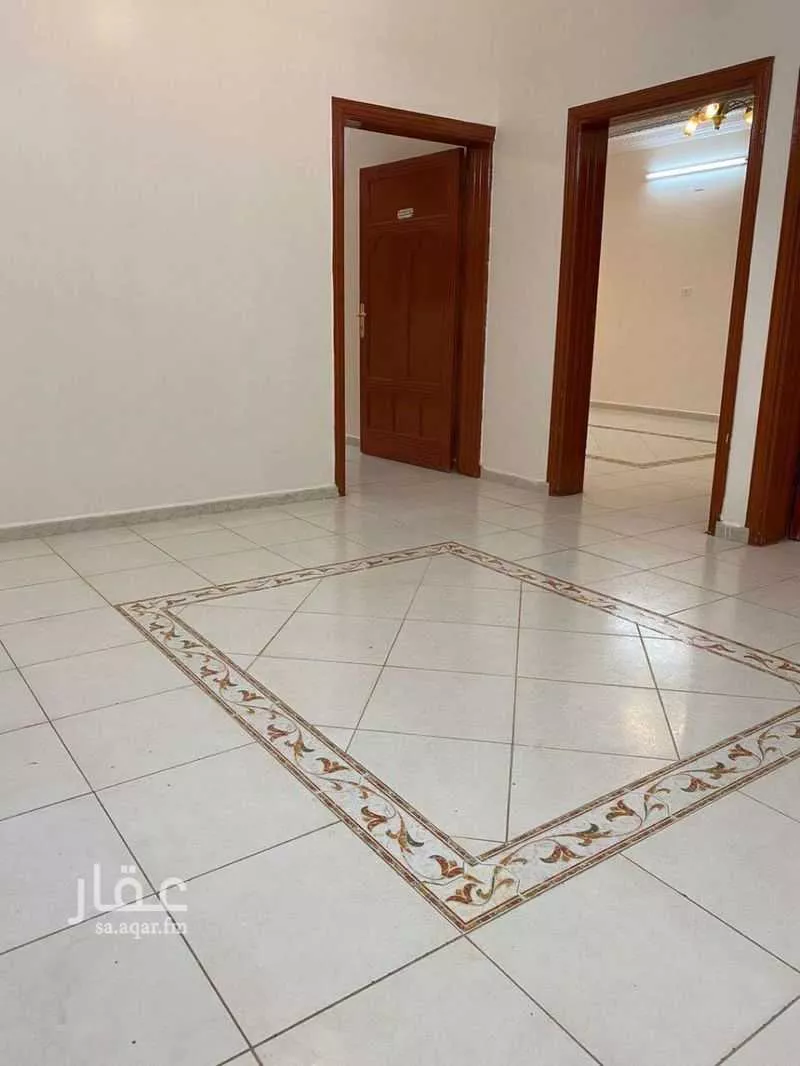 شقة للإيجار في شارع محمد بن مخلد الانصاري ، حي الربيع ، الطائف ، الطائف 1 صورة