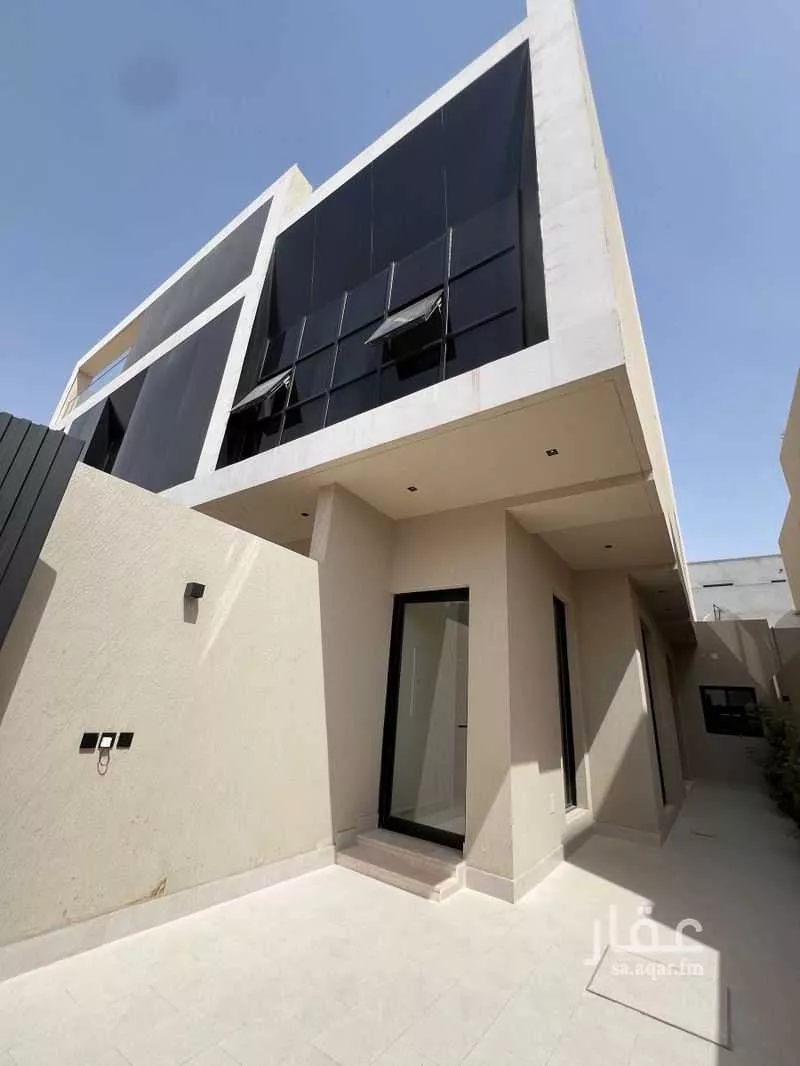 دور للبيع في شارع عبدالرحمن بن عمرو السلمي, حي العارض, مدينة الرياض, منطقة الرياض 1 صورة