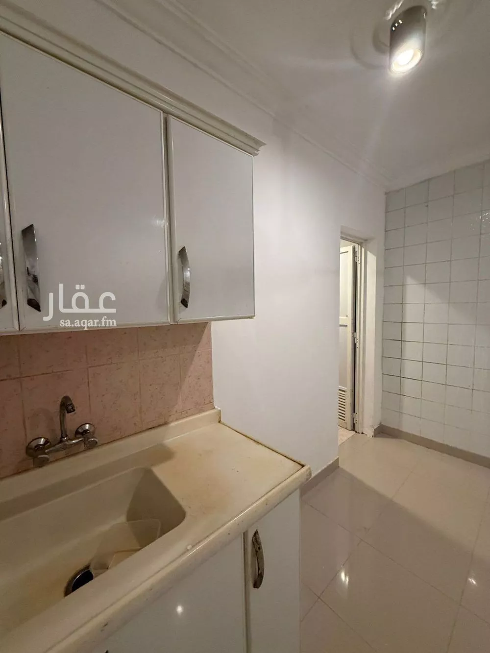 غرفة للإيجار في شارع أبي إسحاق الماراني, حي العارض, مدينة الرياض, منطقة الرياض 1 صورة