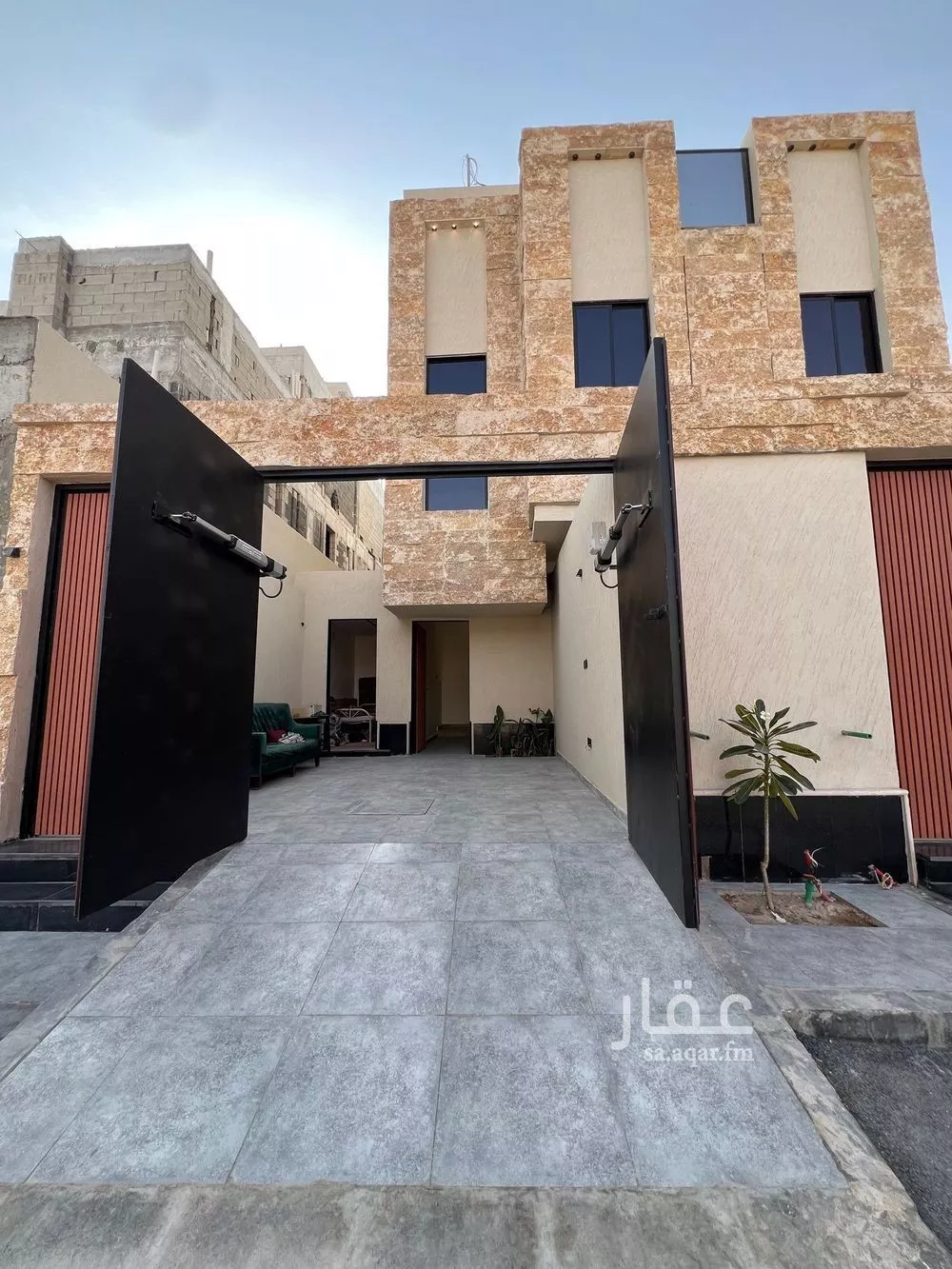 دور للبيع في شارع الحارث بن هاشم, حي المونسية, مدينة الرياض, منطقة الرياض 1 صورة