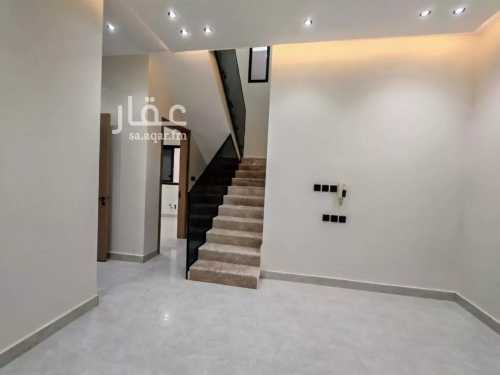 دور للبيع في شارع إبراهيم بن حسين, حي الرمال, مدينة الرياض, منطقة الرياض 1 صورة