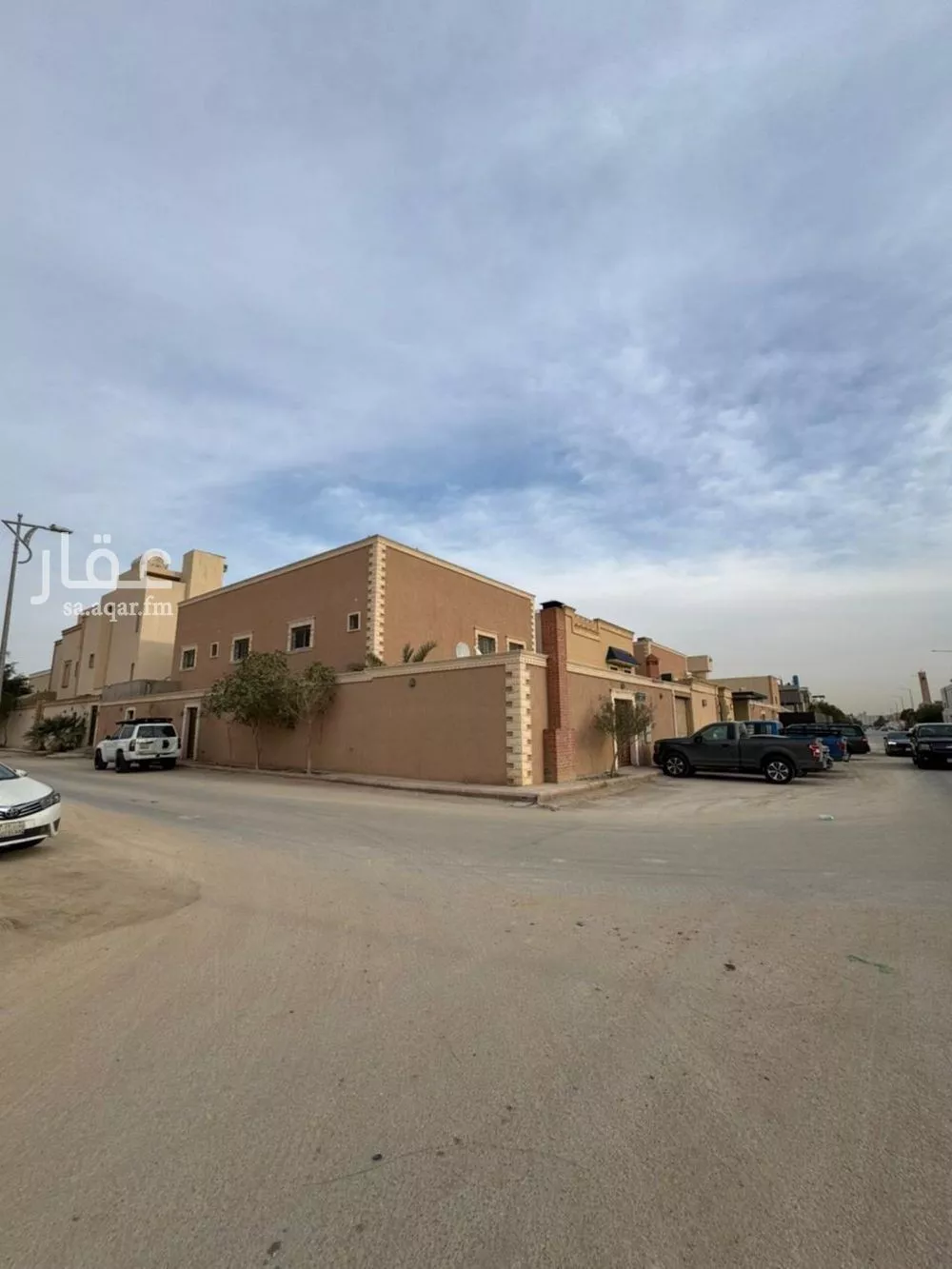 فيلا للبيع في شارع رقم 17, حي الياسمين, مدينة الرياض, منطقة الرياض 1 صورة