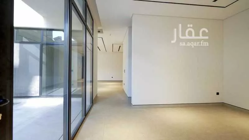 دور للإيجار في شارع رقم 421, حي الملقا, مدينة الرياض, منطقة الرياض 1 صورة