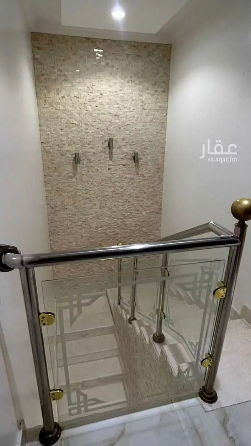 شقة للبيع في شارع سكاكا ، حي ظهرة لبن ، الرياض ، منطقة الرياض 1 صورة