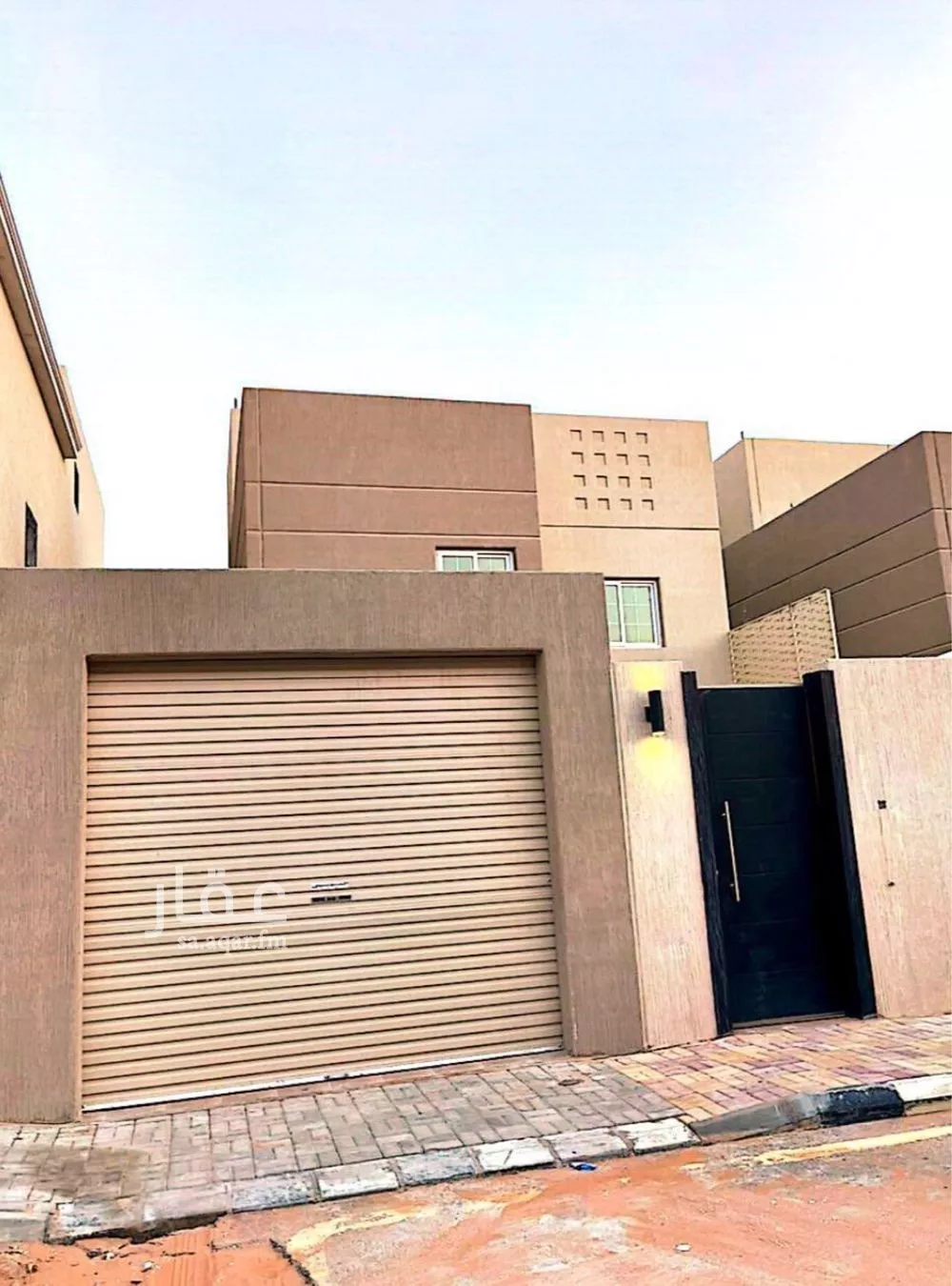 فيلا للإيجار في شارع أبي محمد الزيات, حي مطار الملك خالد الدولي, مدينة الرياض, منطقة الرياض 1 صورة