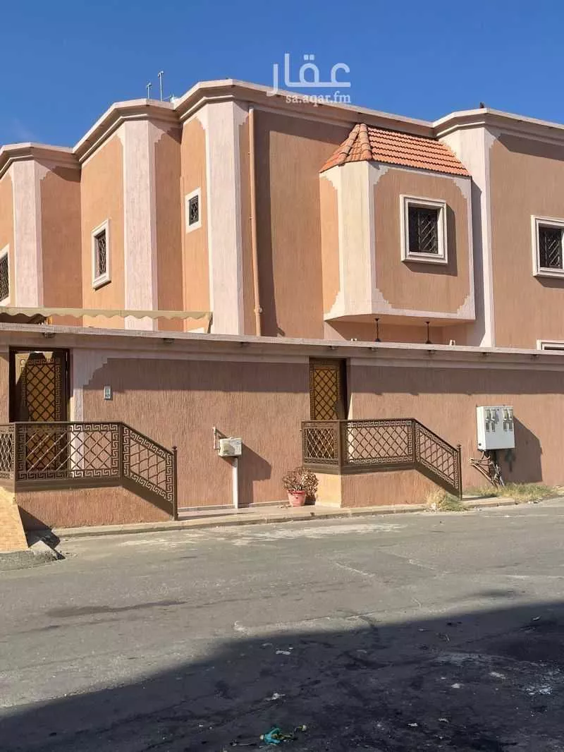فيلا للبيع في شارع 2131393, حي ال بريد, مدينة احد رفيده, منطقة عسير 1 صورة