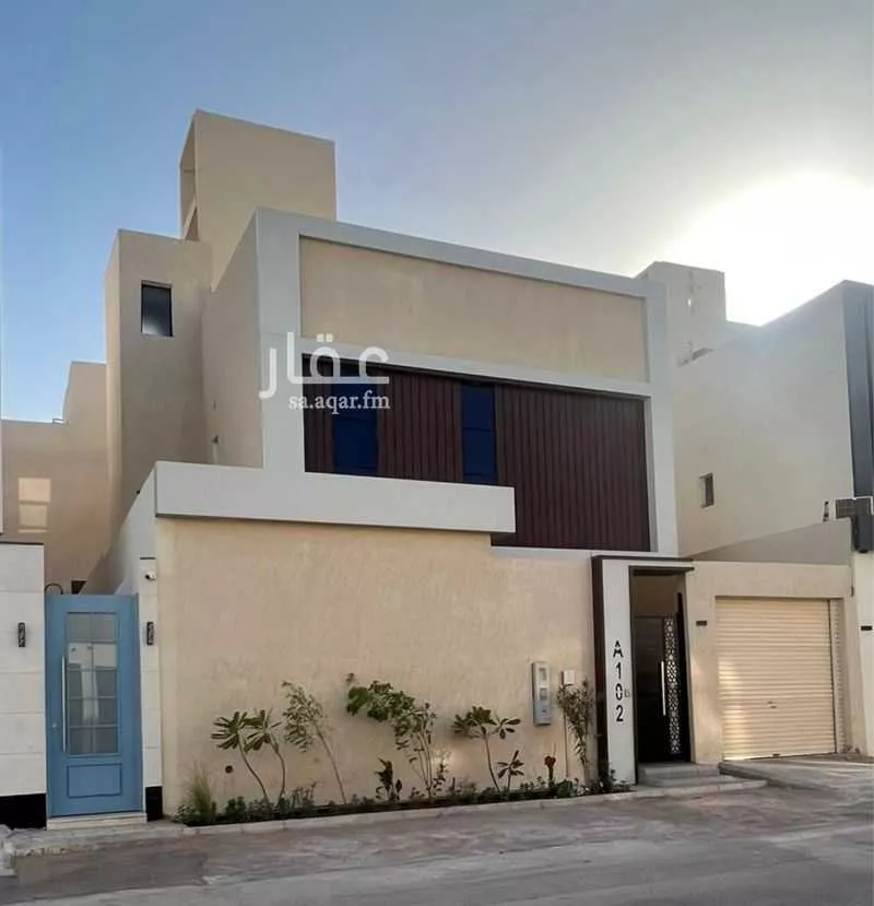 فيلا للبيع في شارع هبة الله بن حامد, حي الرمال, مدينة الرياض, منطقة الرياض 1 صورة