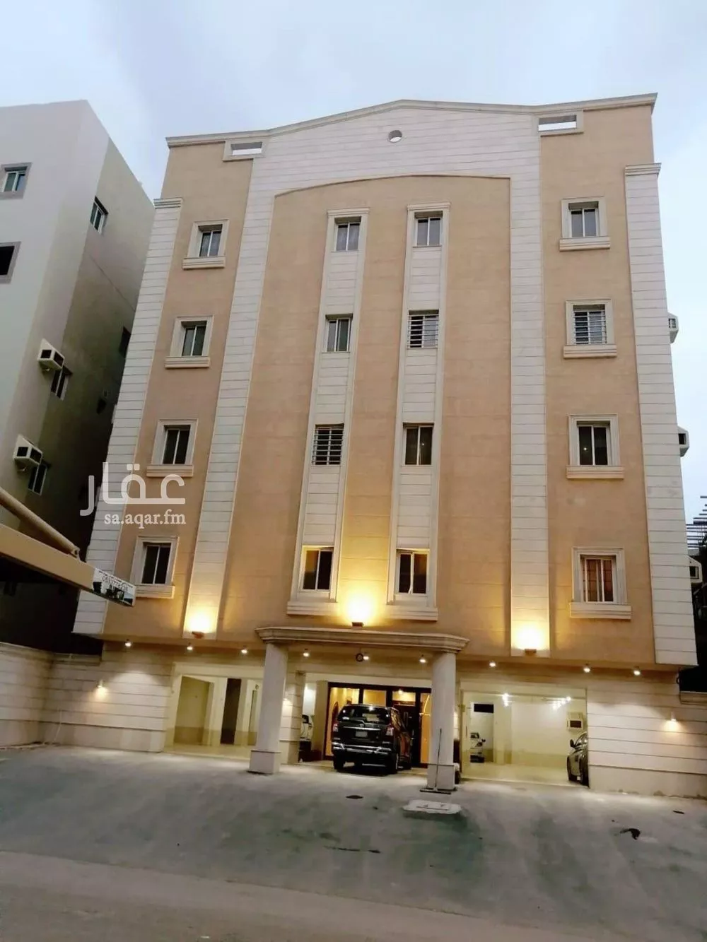 عمارة للبيع في شارع زهير بن قـيس, حي مريخ, مدينة جدة, منطقة مكة المكرمة 1 صورة